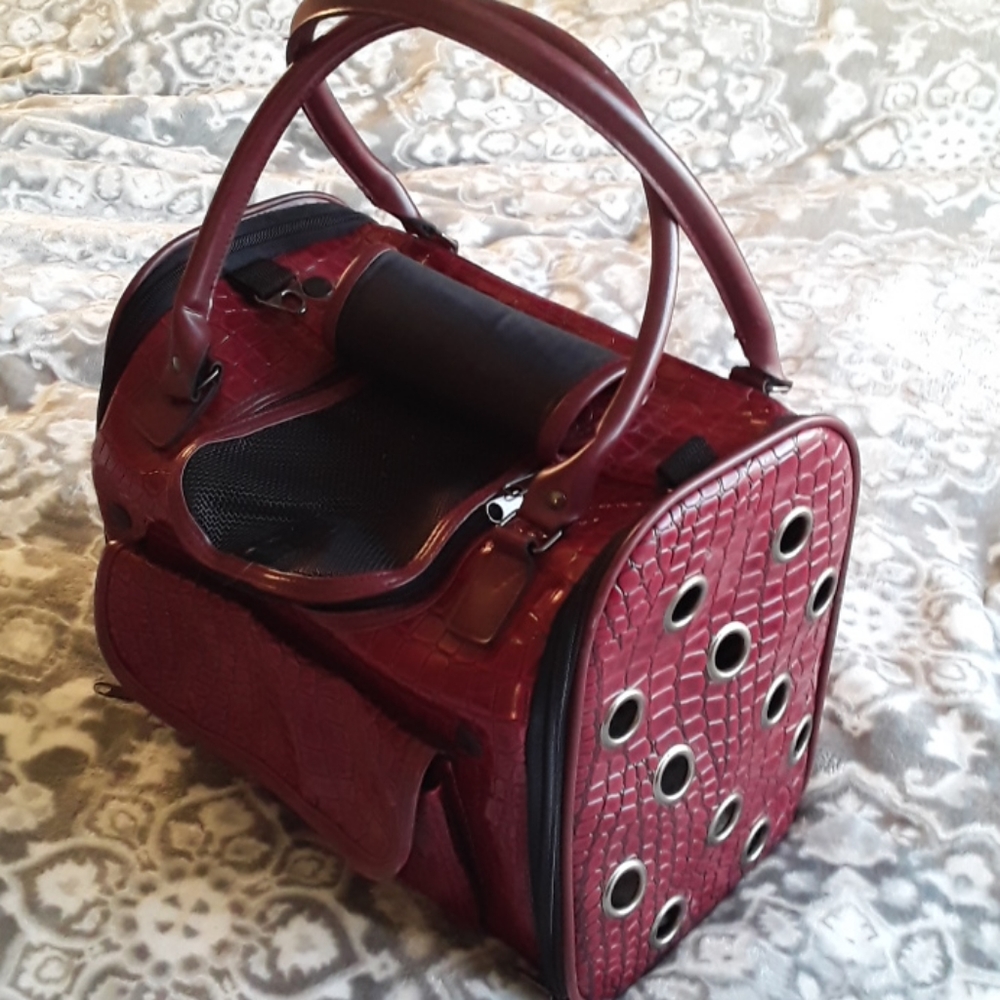 Small "Snake Skin Designer" Pet Carrier